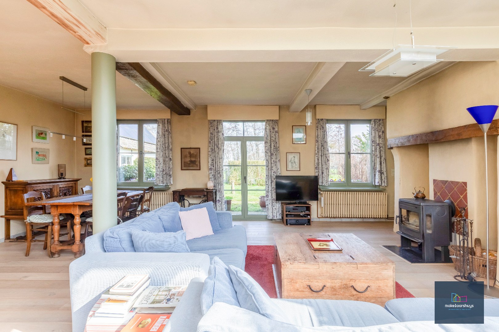 Unieke hovenierswoning op een perceel van 1 ha 18a 84ca 