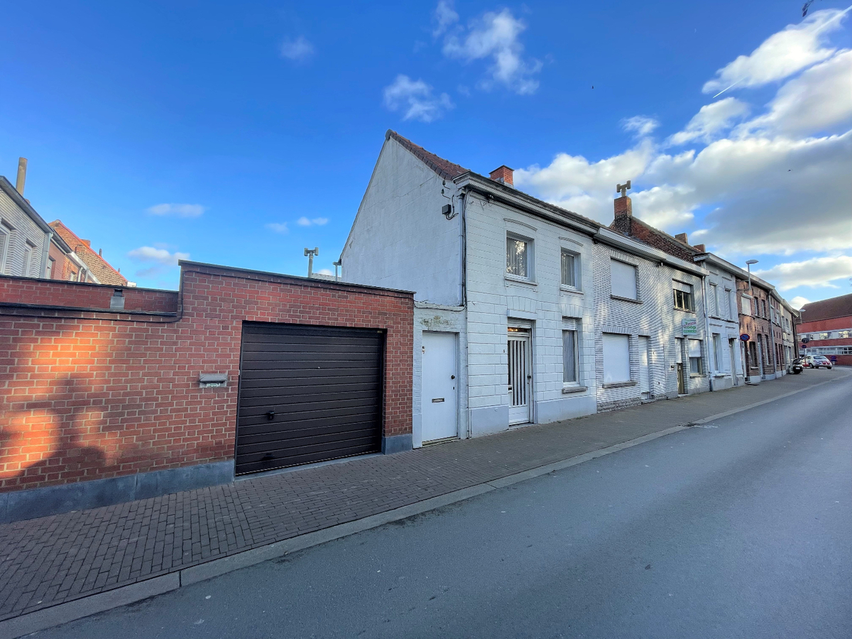 Rijwoning met 2 slaapkamers te centrum Roeselare 