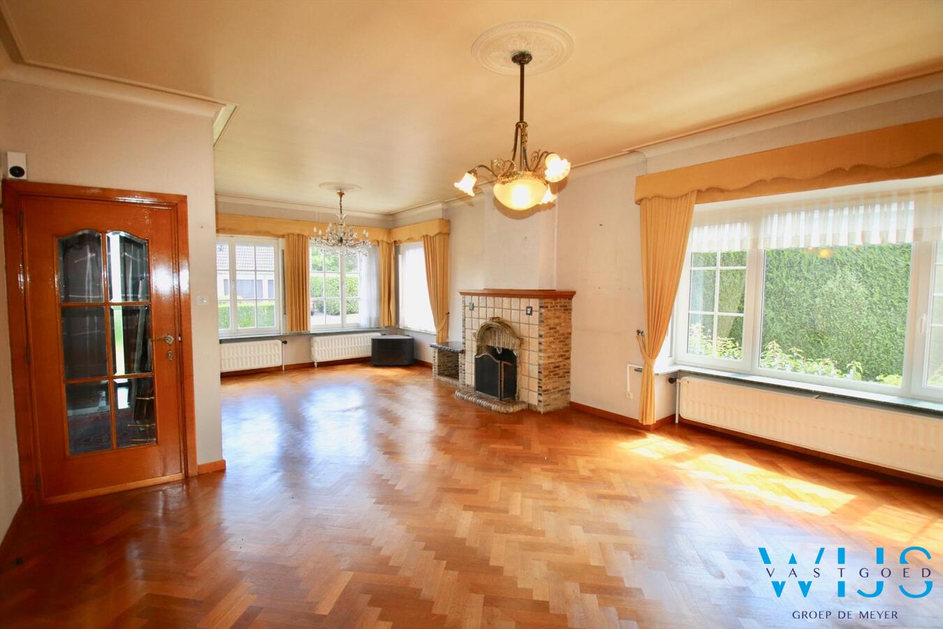 Schitterend gelegen woonhuis met 4 slaapkamers, CENTRUM ERTVELDE ! 