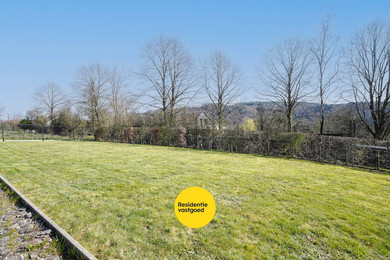 Open bebouwing te koop met uniek potentieel! 