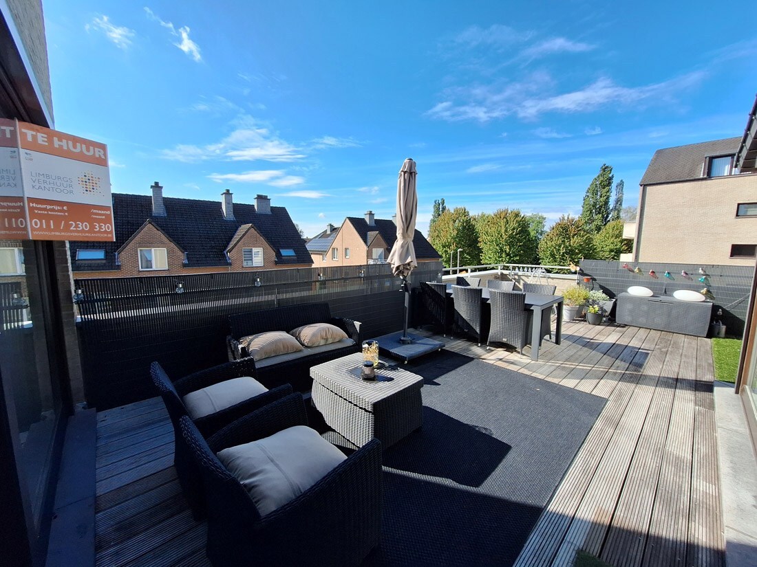 Penthouse aan de Beringse stadsrand 
