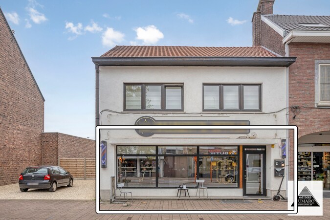 Te koop commerciële winkel - Genk