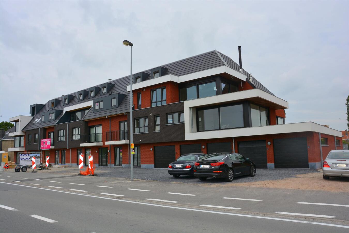 Nieuwbouwproject met zicht op het water 