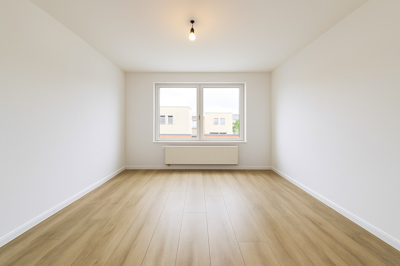 Te koop: Instapklare woning met optie tot drie slaapkamers, zuid gerichte stadstuin én EPC label B in het hart van Sint-Niklaas! 