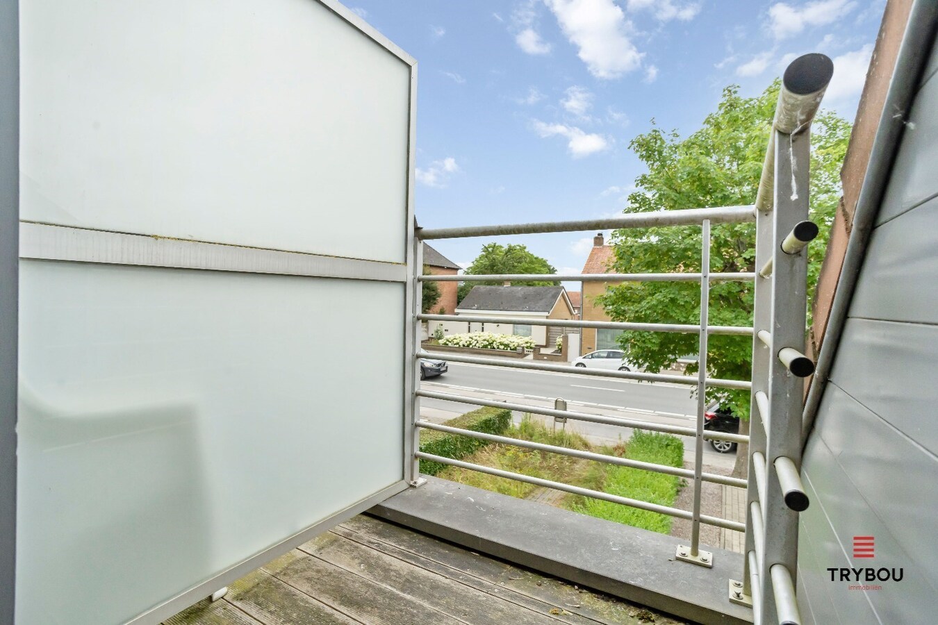 Tot in de puntjes afgewerkte woning met 3 slaapkamers te Woumen 
