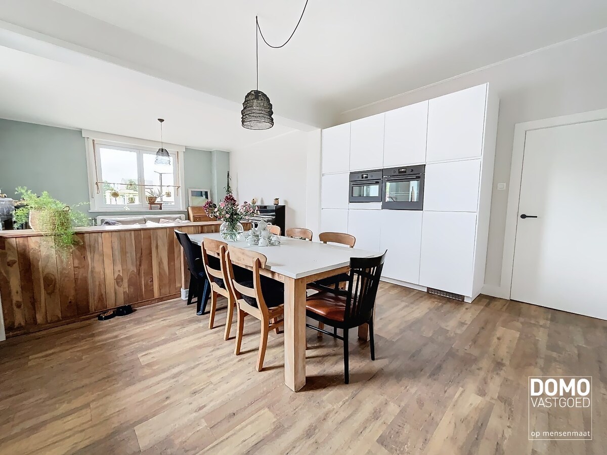 RUIME WONING MET TUIN EN 3 SLAAPKAMERS IN HERK-DE-STAD 