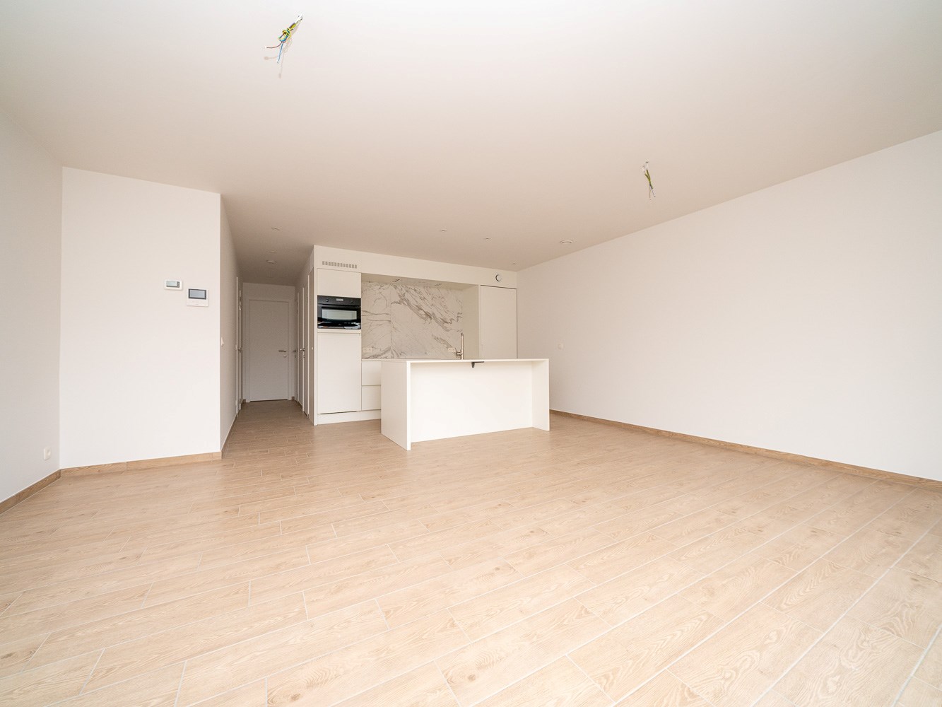 Nieuwbouw 1-kamer appartement met parking, kelder &amp; terras 