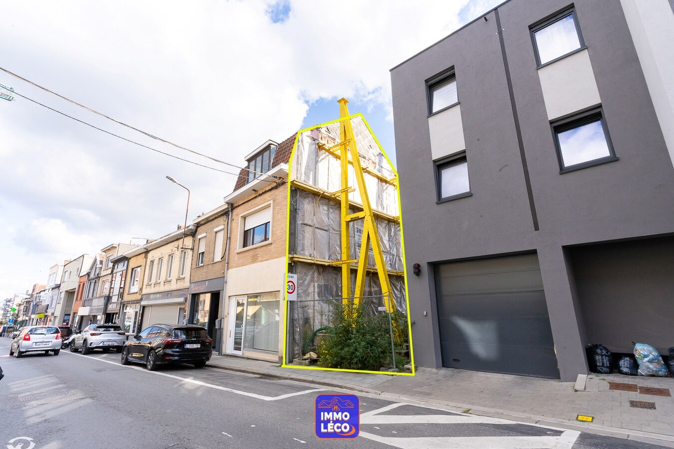 Terrain à bâtir de 131m² pour une construction mitoyenne, CENTRE-VILLE ! 