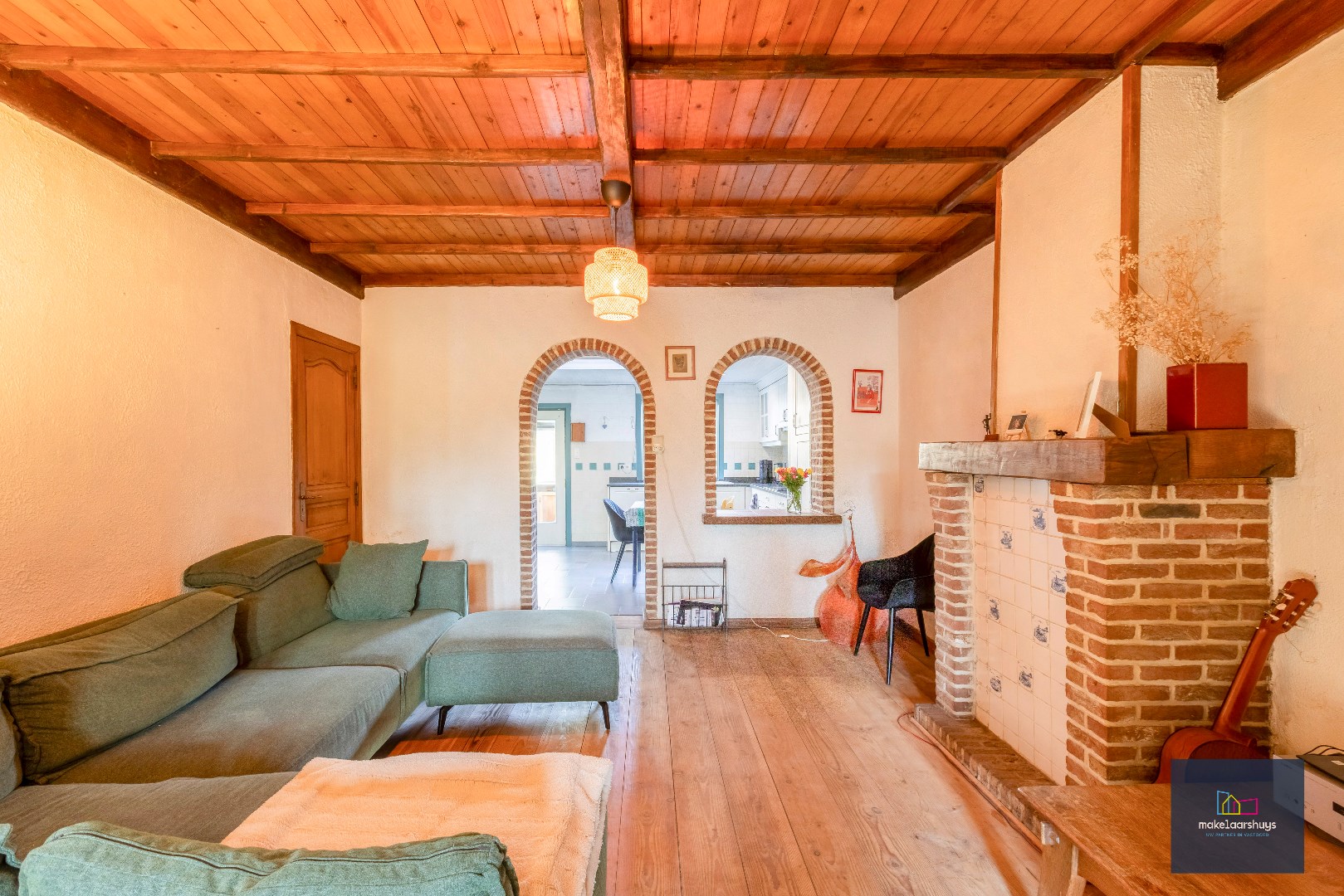 Te renoveren HOB op schitterende locatie te Drongen 