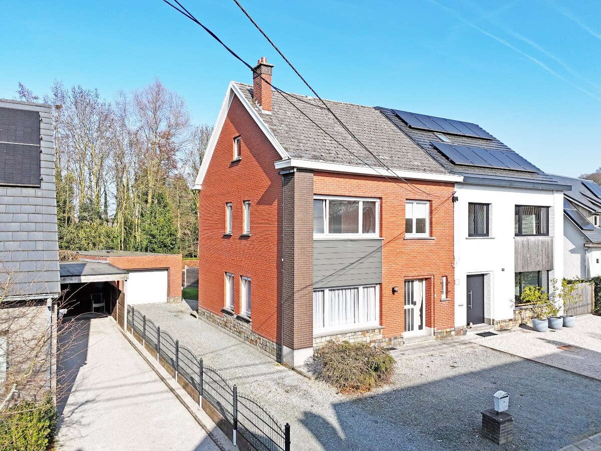 Renovatieproject HOB met garage op topligging te Zottegem 