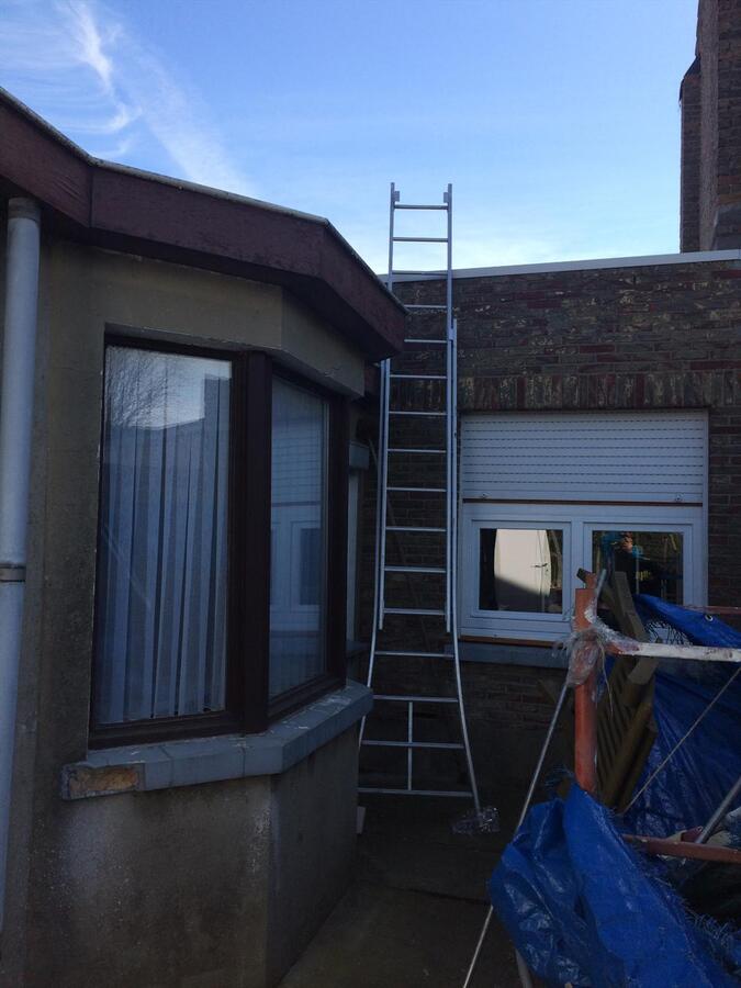 KOOPJE !! Kleine woning met tuin te Bredene 