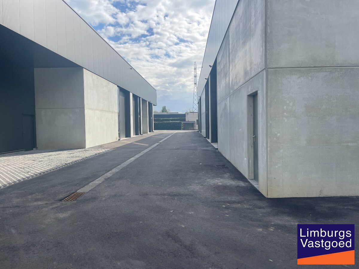 UNIT 7A - Moderne bedrijfshal van 284m² TE HUUR 