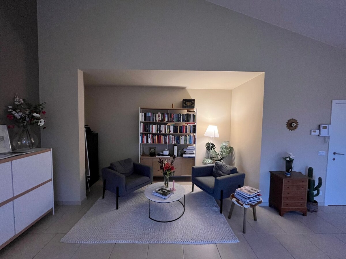 Bijzonder ruim 2-slpk-luxeappartement in centrum De Pinte 