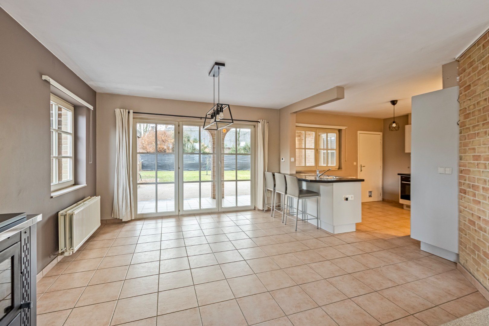 Instapklare gezinswoning met 3 slpk. in doodlopende straat te Kleine-Brogel 