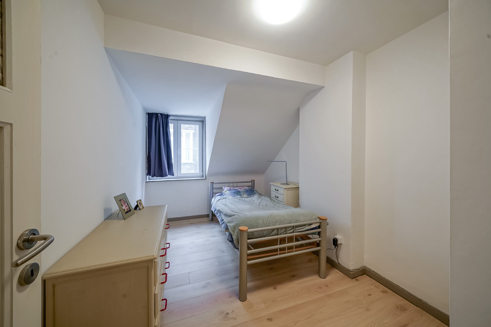 Verder af te werken woning met 5 slaapkamers in centrum Oostende 