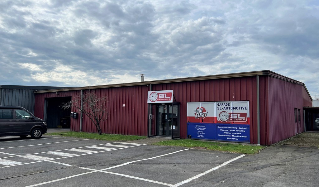 Bedrijfspand te huur in bedrijvenzone vlakbij E17 in Eke