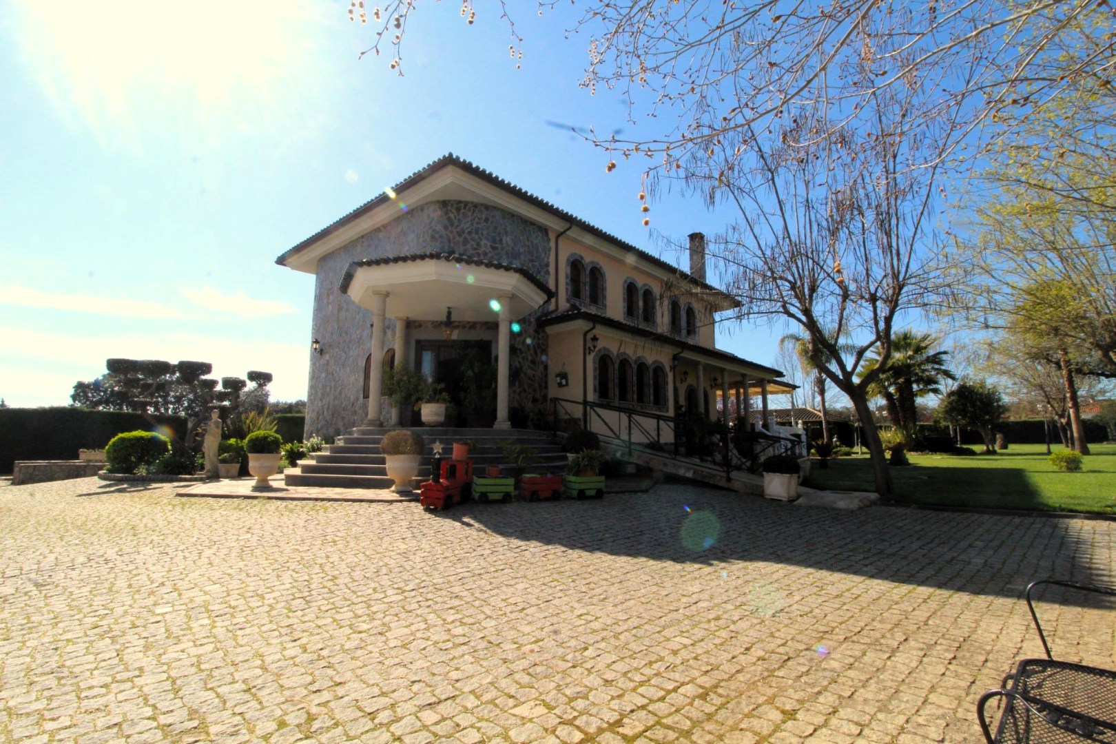 Villa te koop in Badajoz