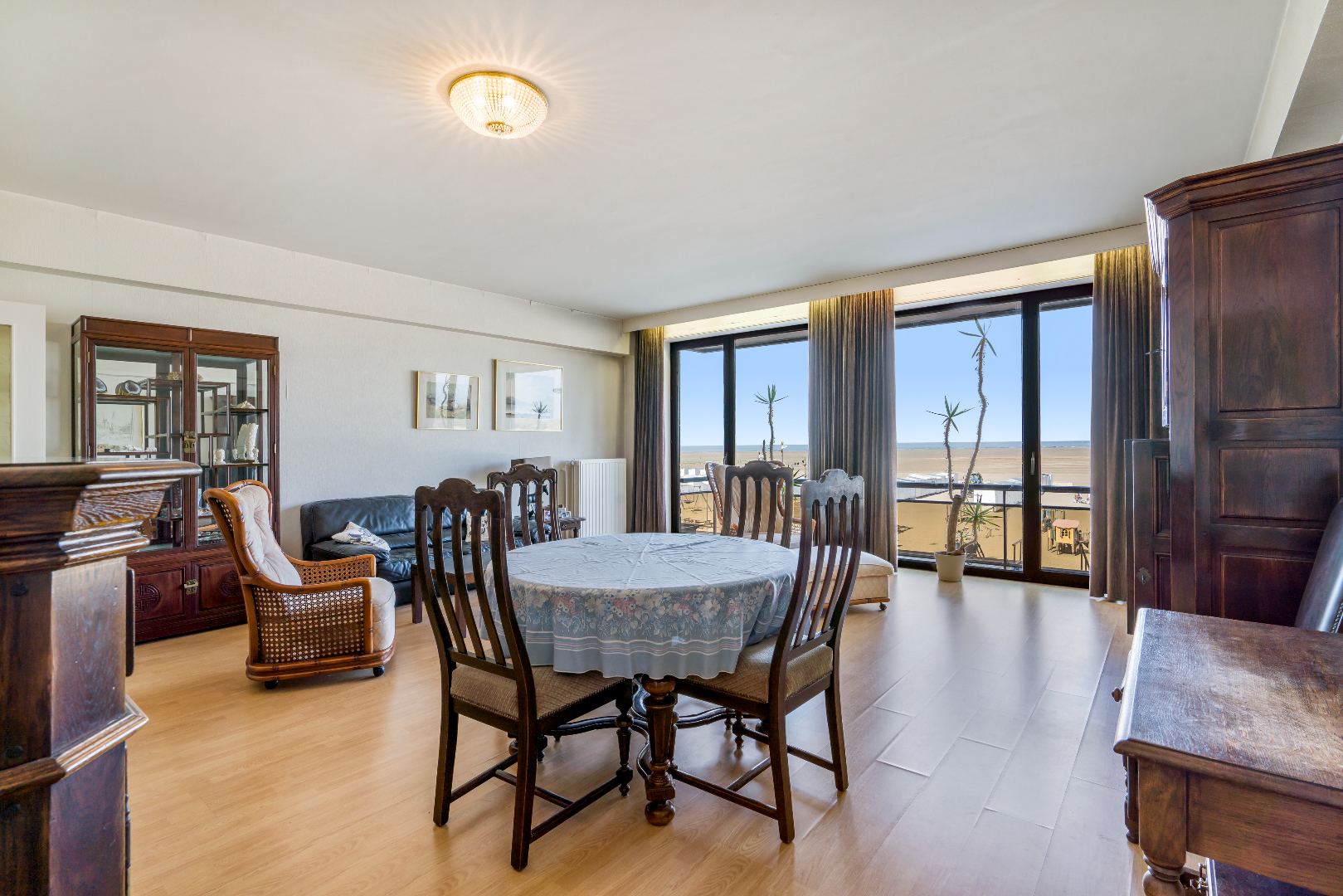 Appartement met frontaal zeezicht 