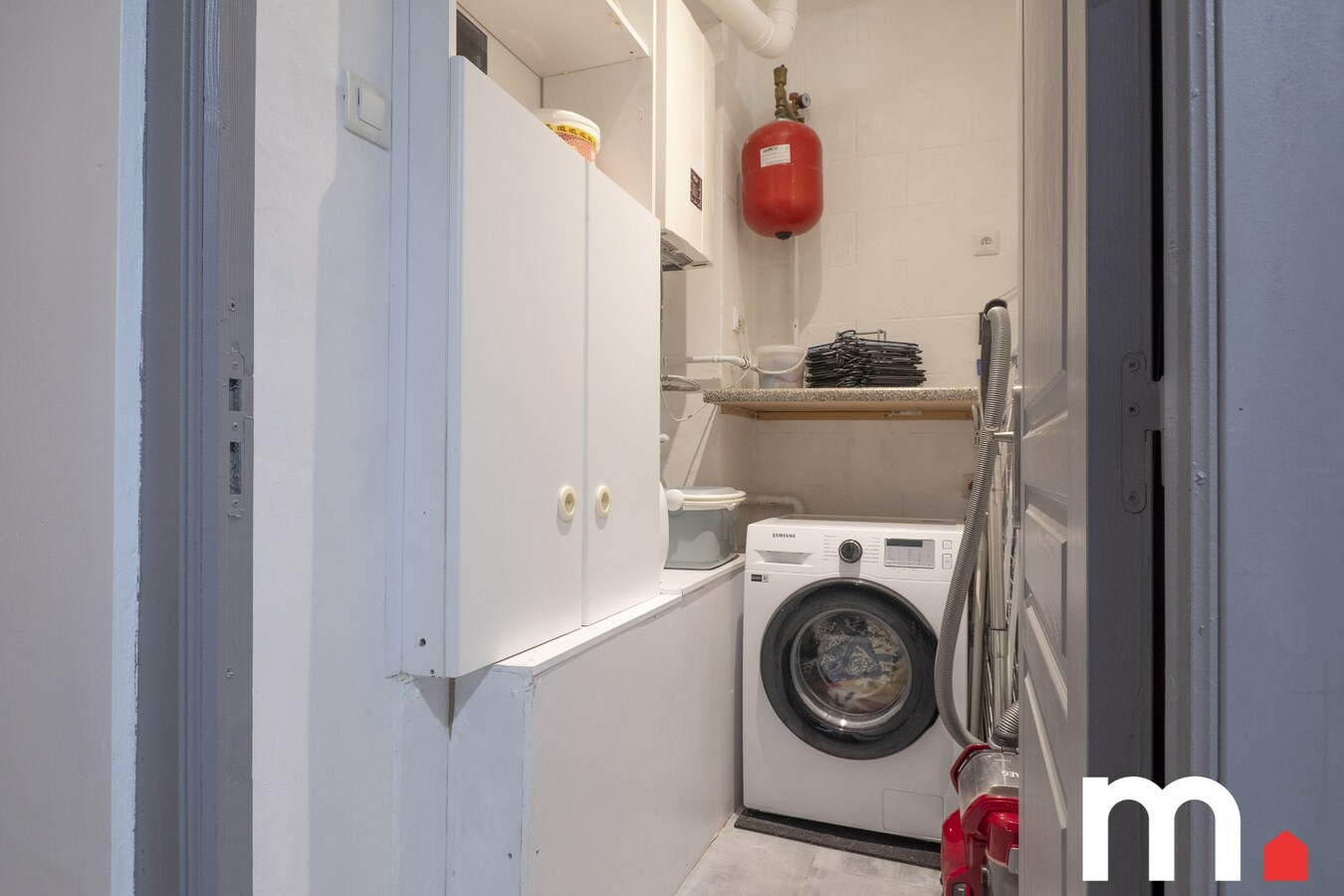 Instapklare woning met 4 slaapkamers en tuin te Kortrijk ! TOPligging 