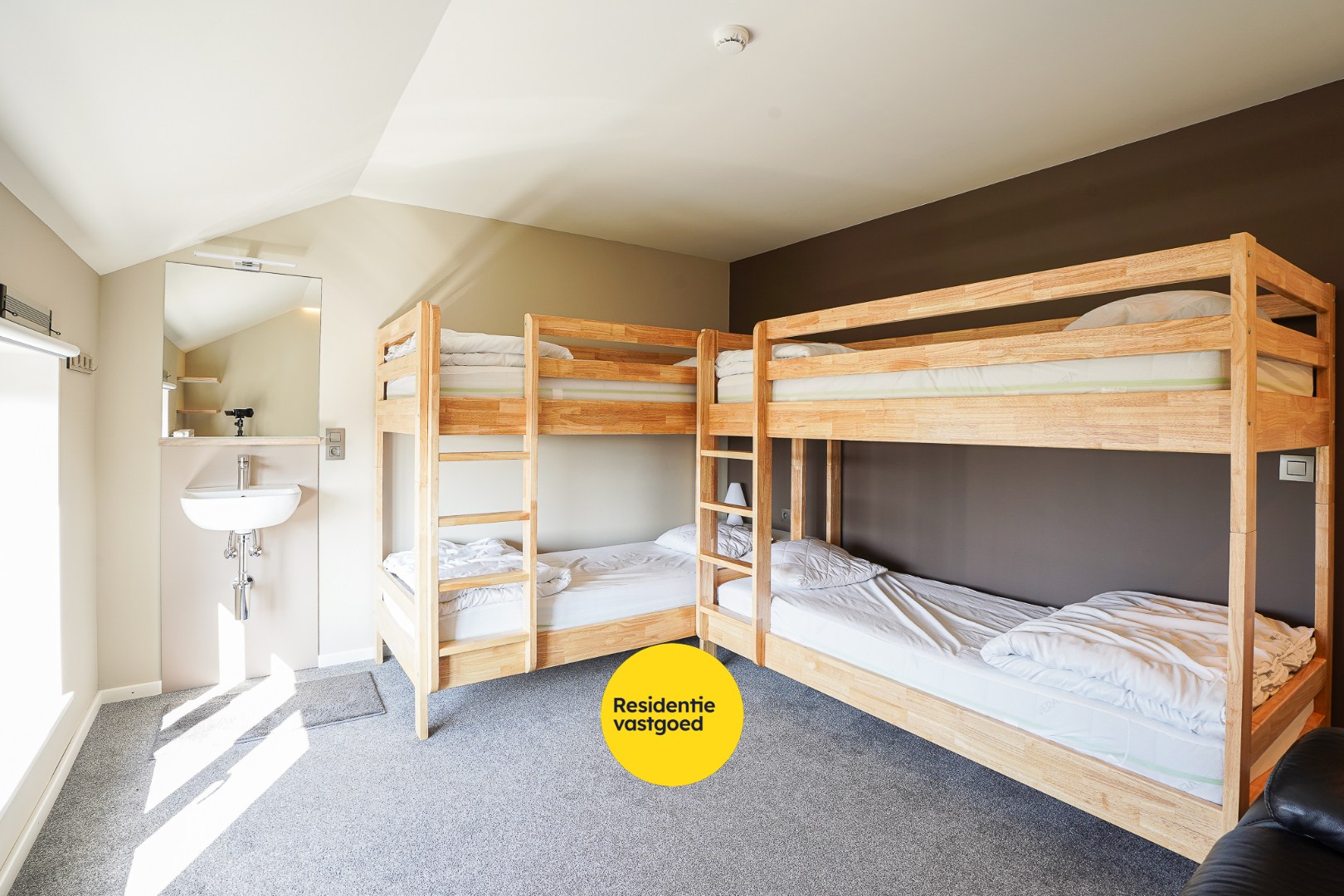 Open bebouwing te koop met uniek potentieel! 