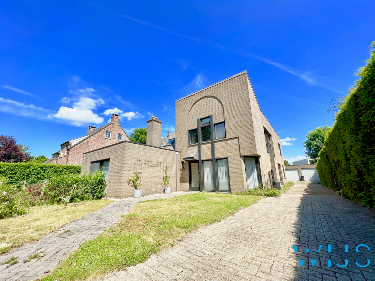 Lichtrijke woning op een toplocatie in Drongen ! 