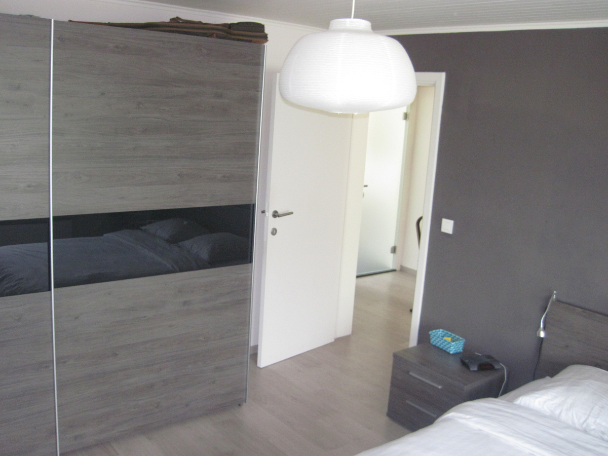 Prachtige Half Open Bebouwing - vernieuwd in 2012 !! 