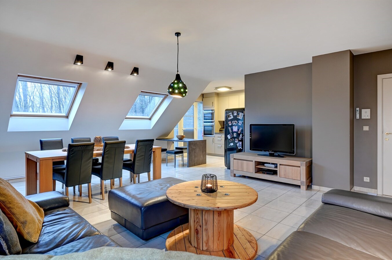 Heel ruim penthouse met privétuintje van 80 m² 