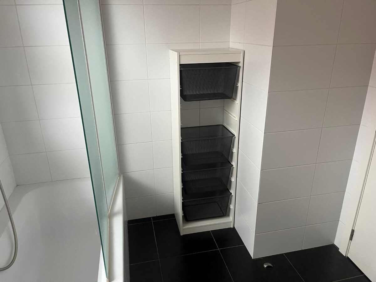 2-slpk-appartement op strategische locatie (incl. ondergrondse parking !!). 