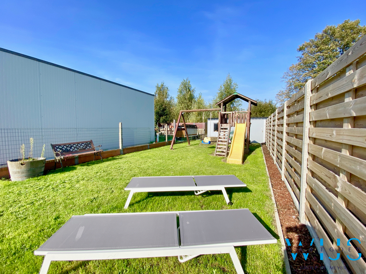 Instapklare HOB met zeer aangename tuin te Evergem ! 