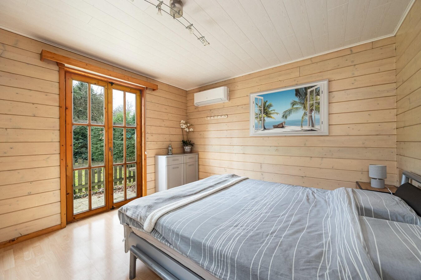 Instapklare gelijkvloers woning in het groen op een West-perceel van  626 m² 