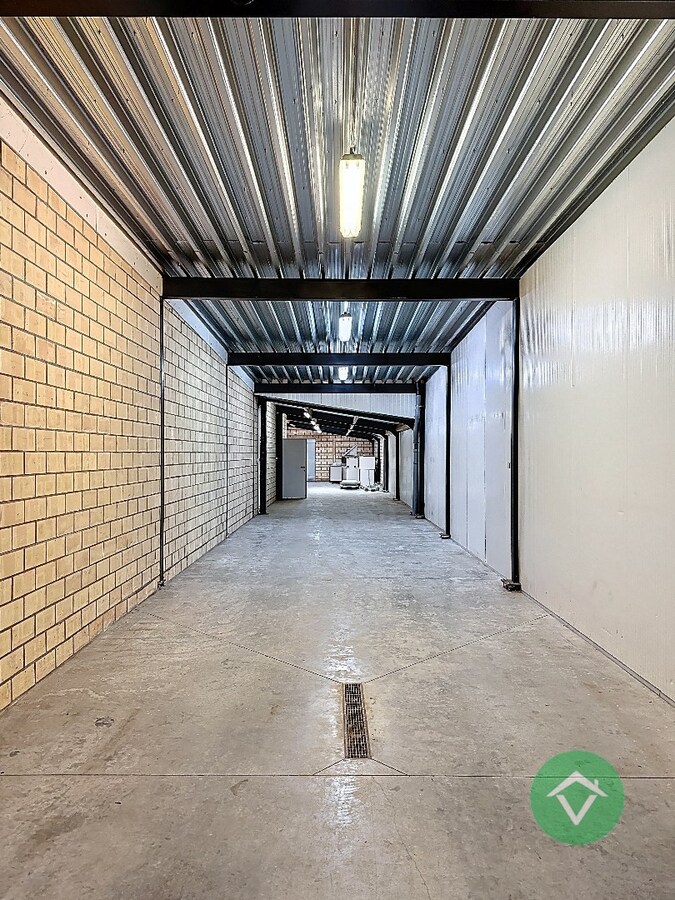 Handelspand met woonst op topligging in Gistel 