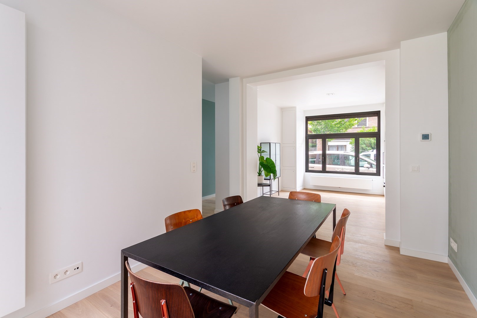 Uniek gerenoveerde en instapklare woning op toplocatie in Sint-Amandsberg 