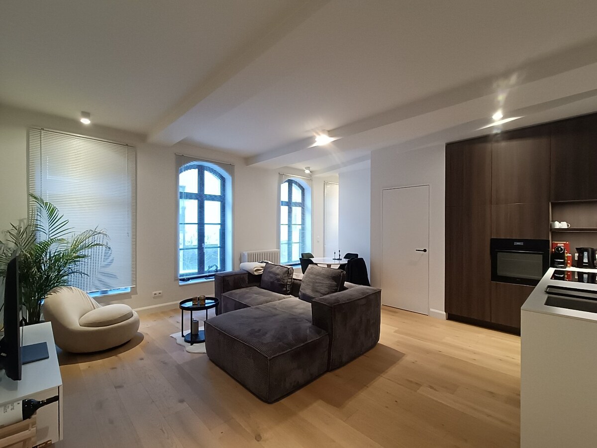 Exclusief nieuwbouwappartement in historisch erfgoed – Brugge centrum 