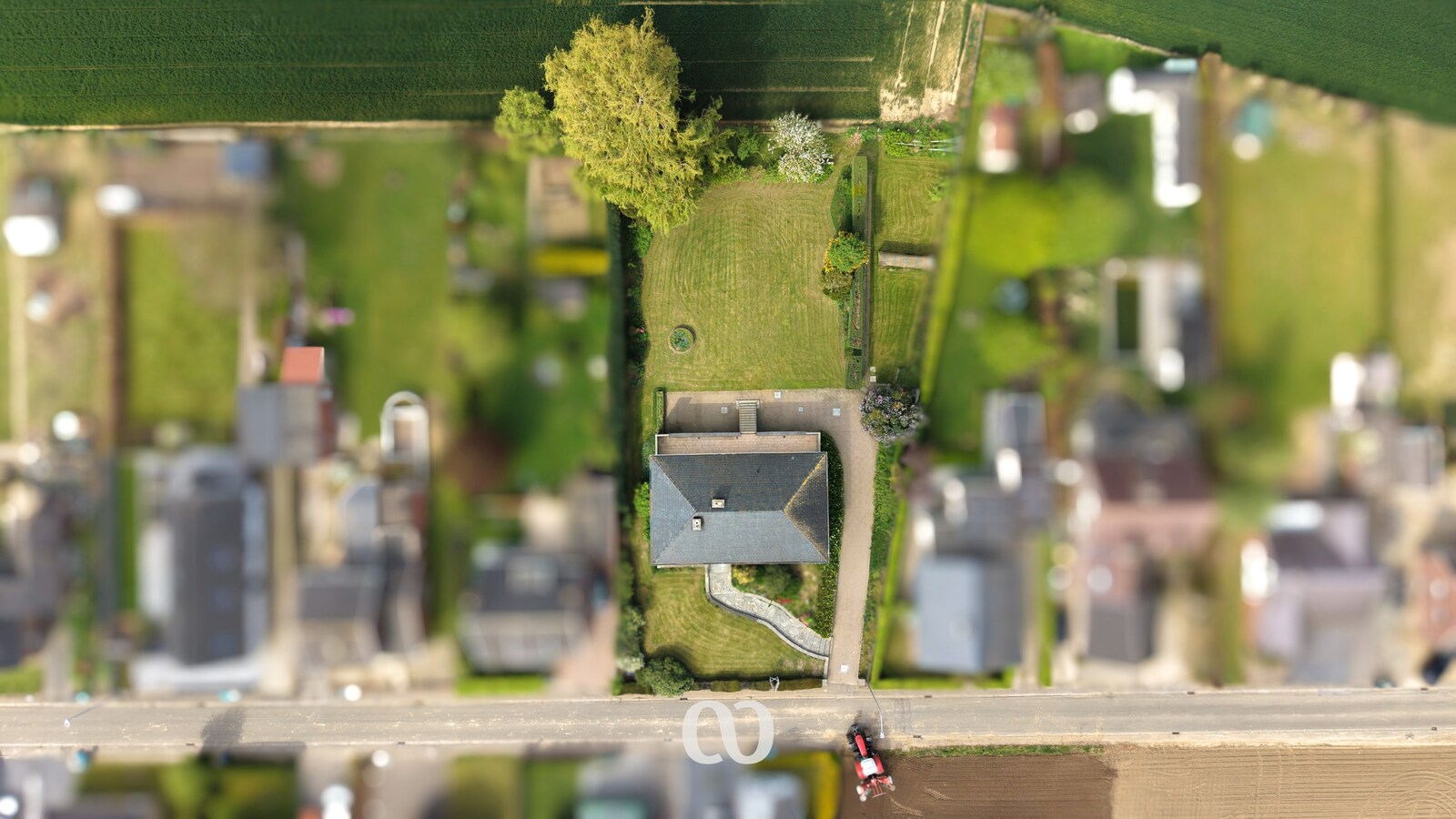 Bungalow met prachtig uitzicht en volledige onderkeldering in Heurne 