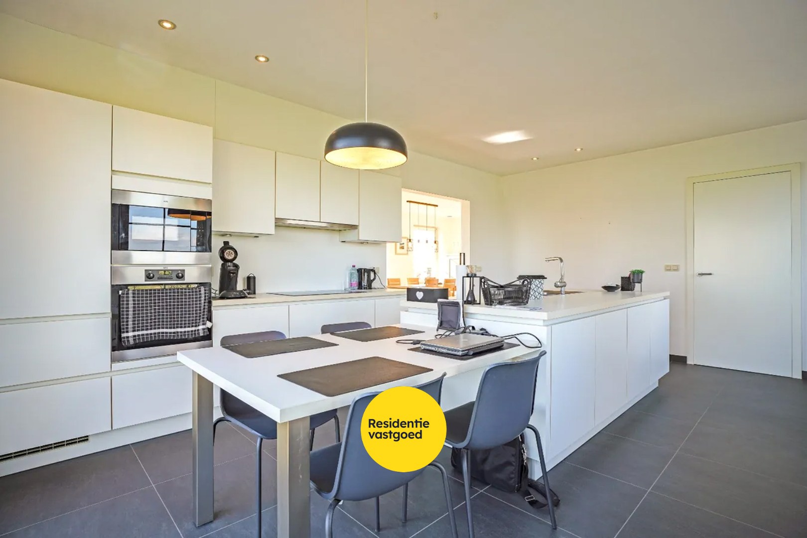 Recente open bebouwing (2019) op een perceel van maar liefst 44.888 m² 