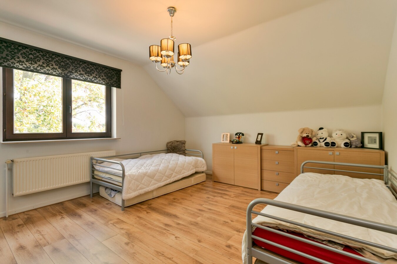 Ruime gezinswoning met polyvalente ruimte van 50 m² 