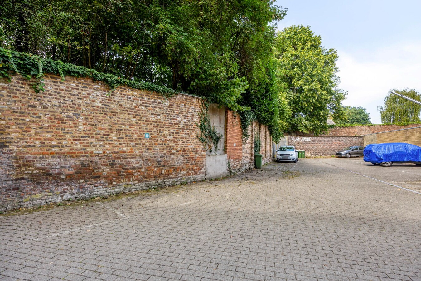 Appartement 2 slaapkamers en autostaanplaats te Tienen 