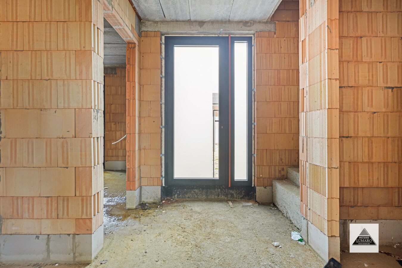 Nieuwbouw instapklare woning met 4 slaapkamers (waarvan 1 gelijkvloers) 