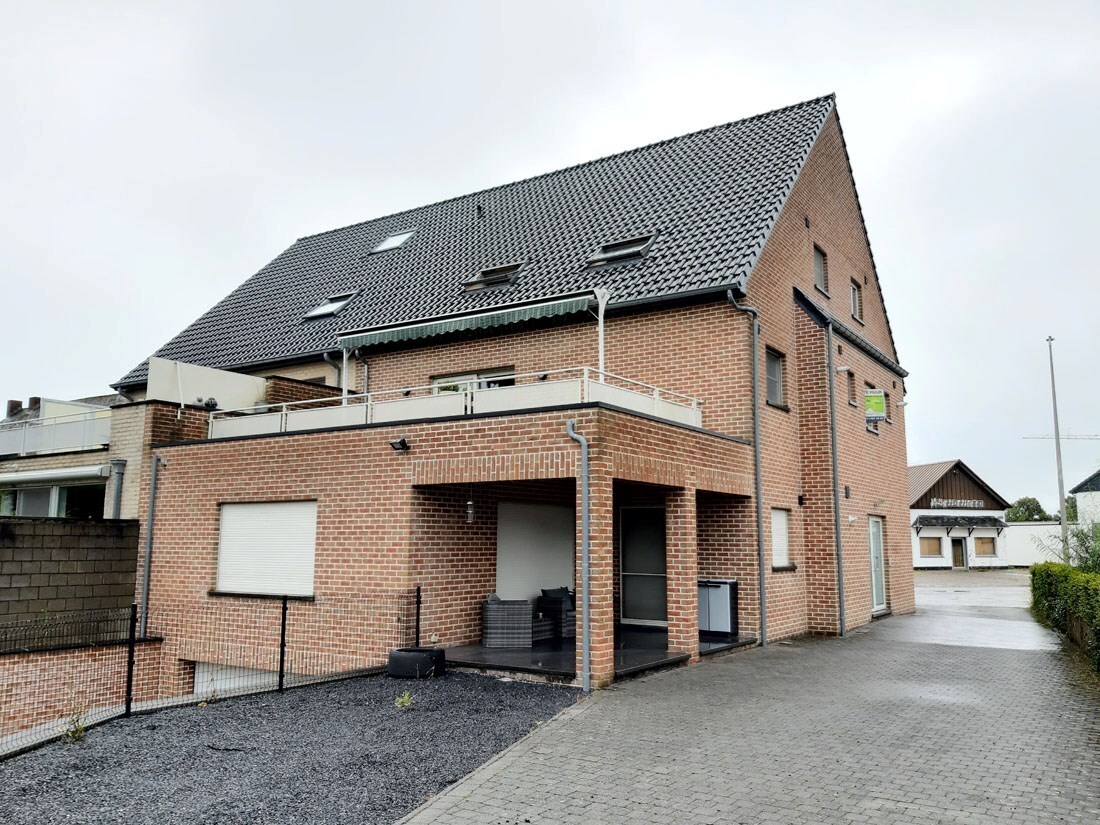 Duplex Appartement op 1ste en 2de verdieping te Helchteren 