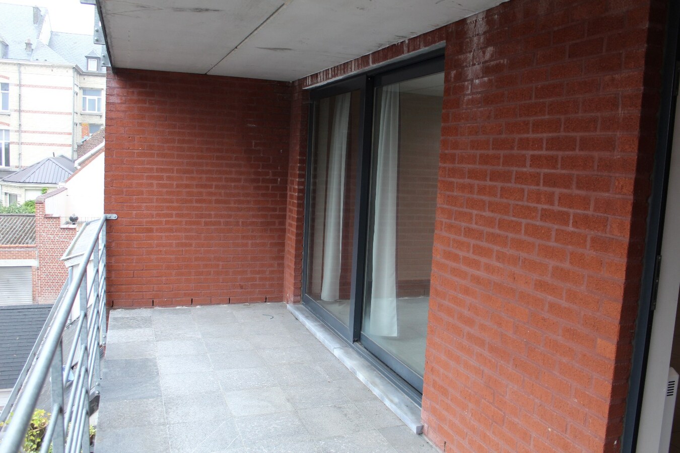 Grand appartement deux chambres 