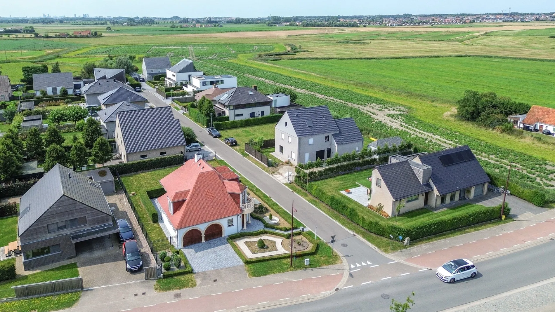 Exclusieve Villa met Luxe Afwerking en Rustige Ligging in De Haan - deelgemeente Vlissegem