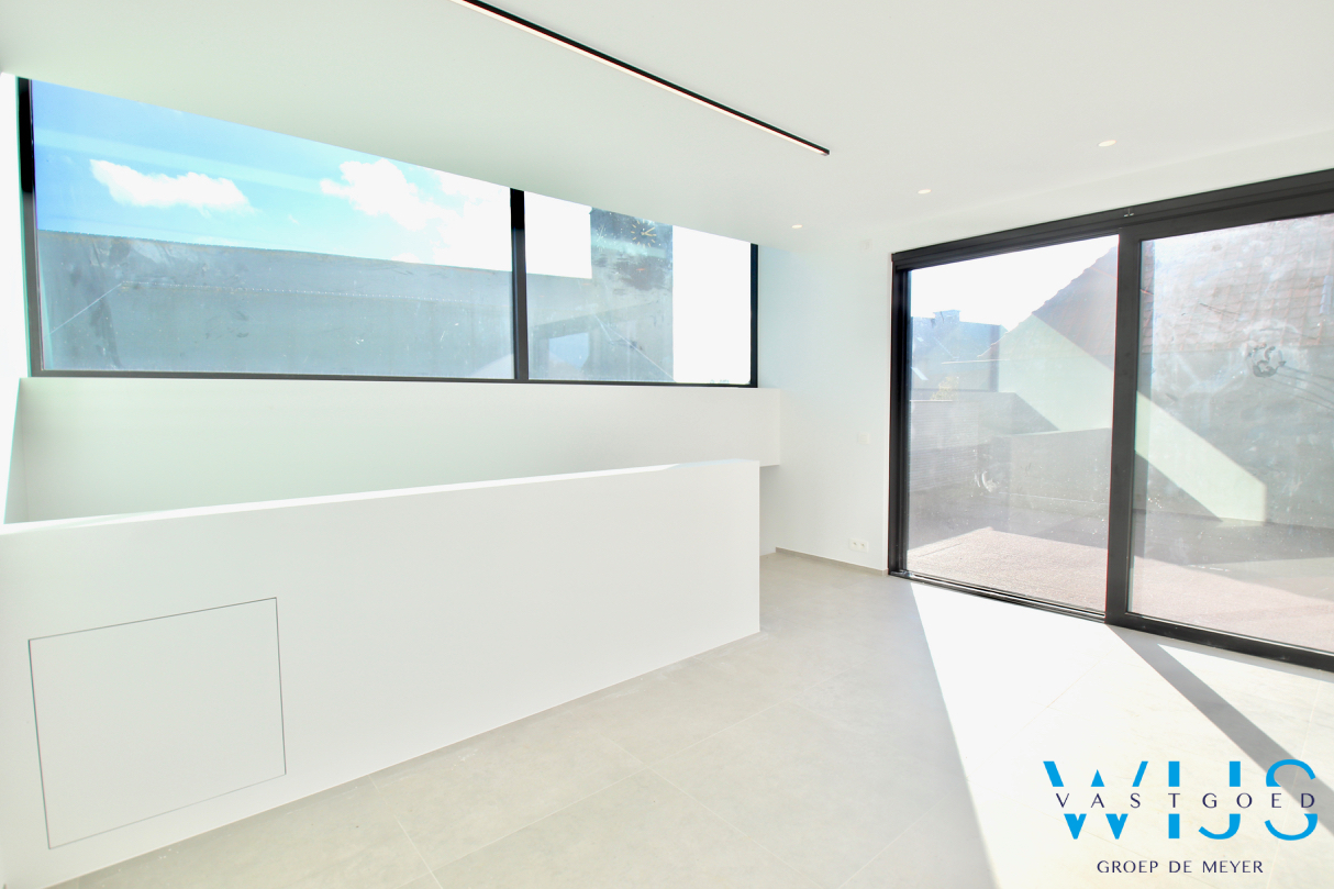 FENOMENAAL appartement met hoge afwerking te KLUIZEN ! 