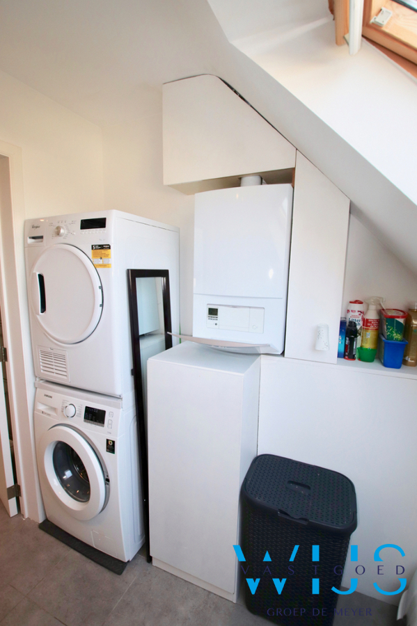 3slaapkamer appartement met leuk dakterras &amp; garage te ERTVELDE / RIEME! 