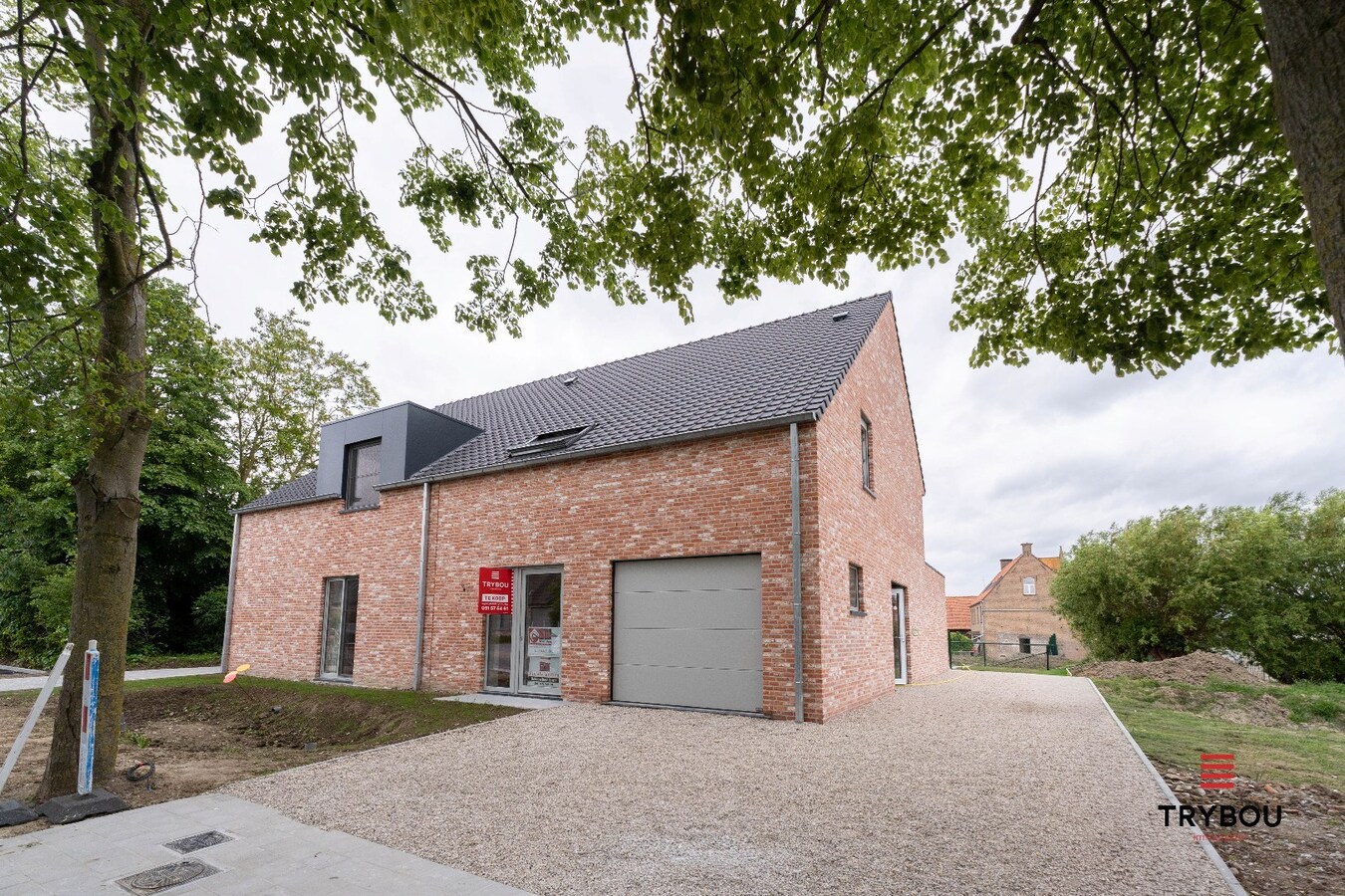 Instapklare nieuwbouwwoning in Poelkapelle! 