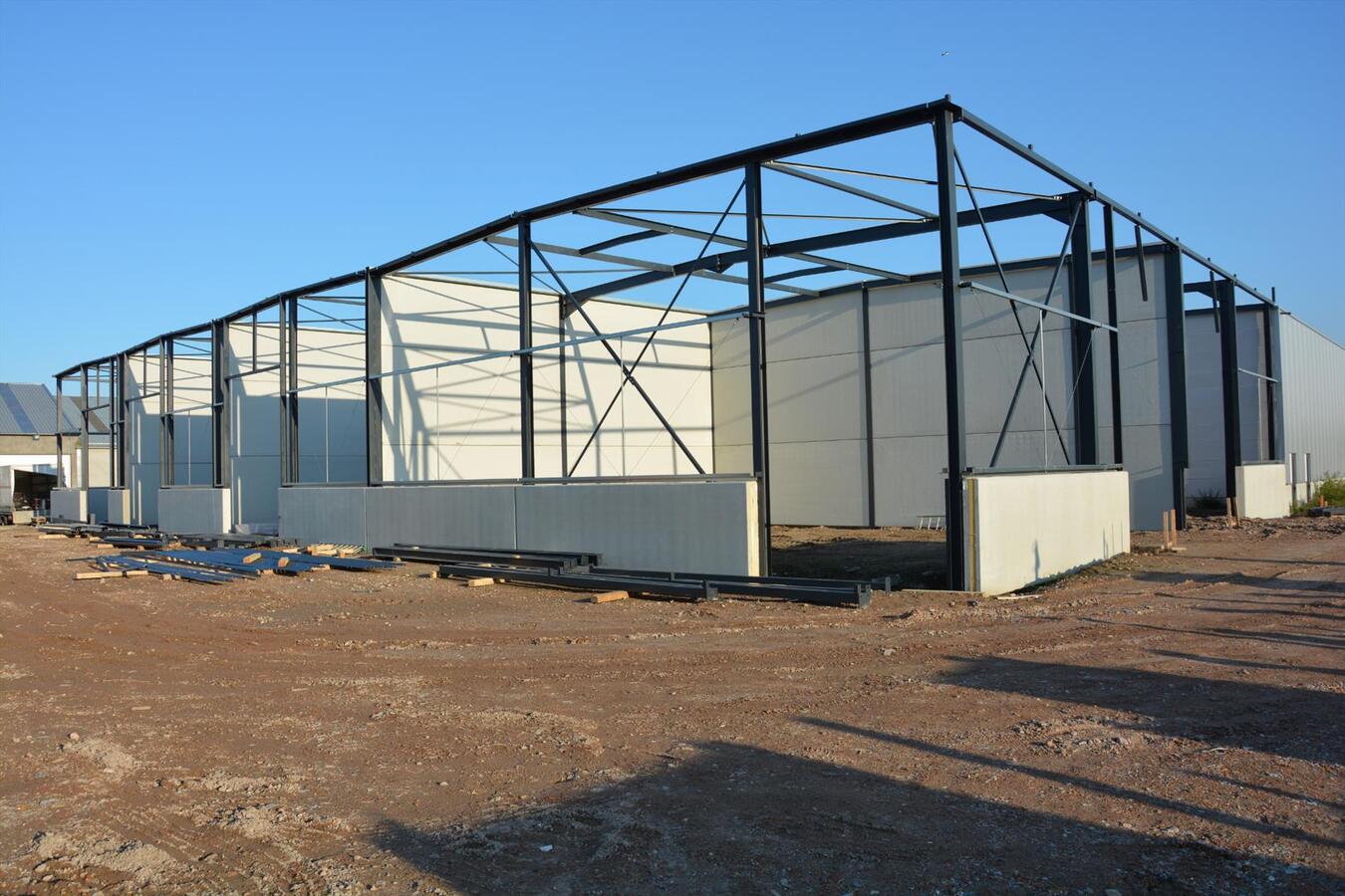 LAATSTE nieuwbouw loods op UITSTEKENDE ligging 