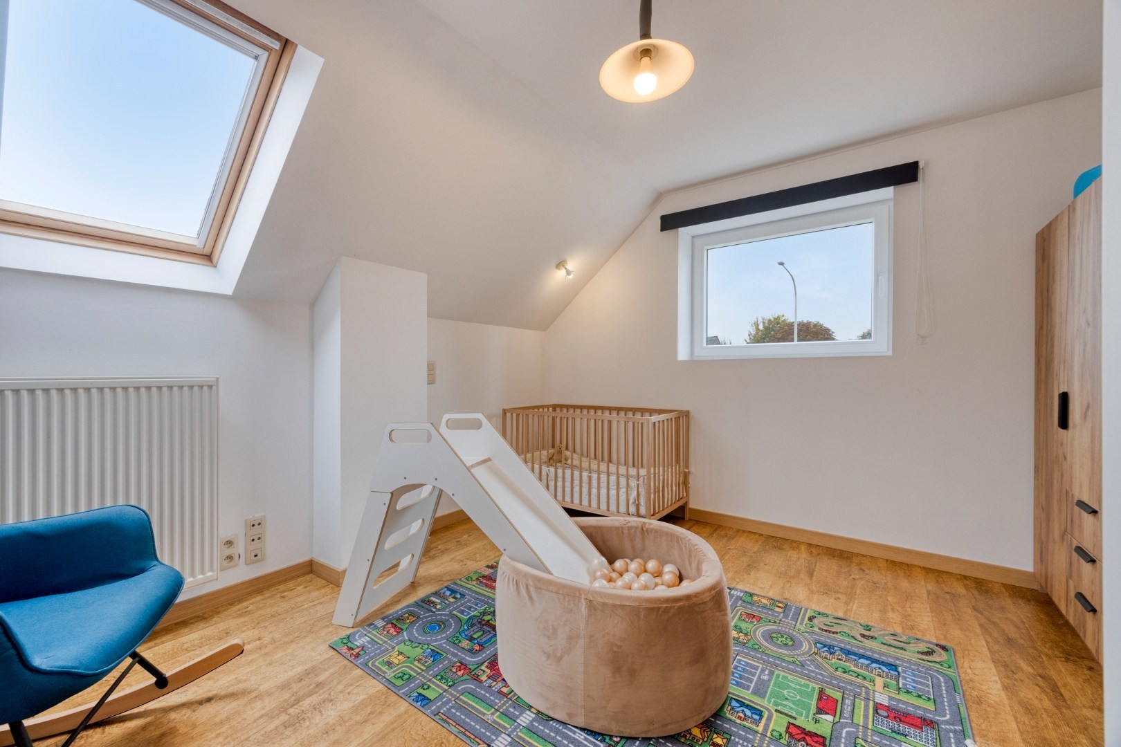 Open bebouwing met 4 slaapkamers, bureau, garage en prachtige tuin in Boutersem – EPC 158 kWh/m² - bewoonbare opp. 282 m² 