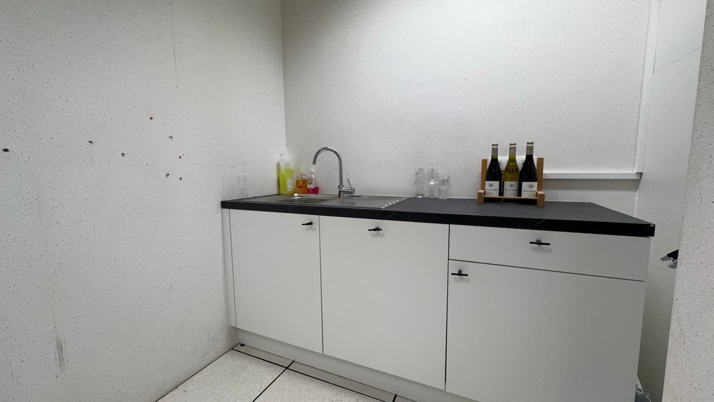 Kantoorruimte te huur vlakbij R4 in Laarne