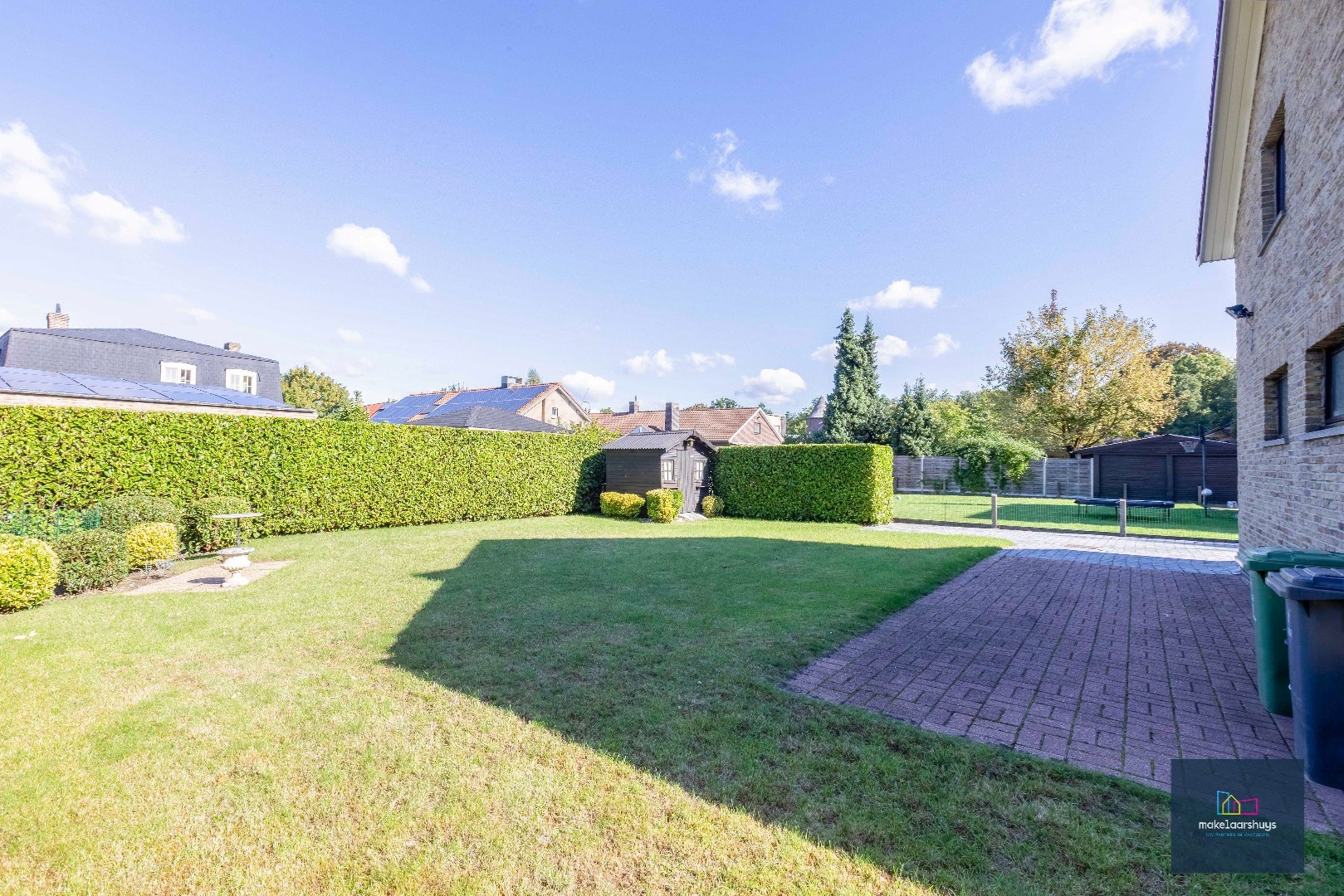 VERKOCHT !!! Goed onderhouden bungalow nabij centrum Mariakerke 