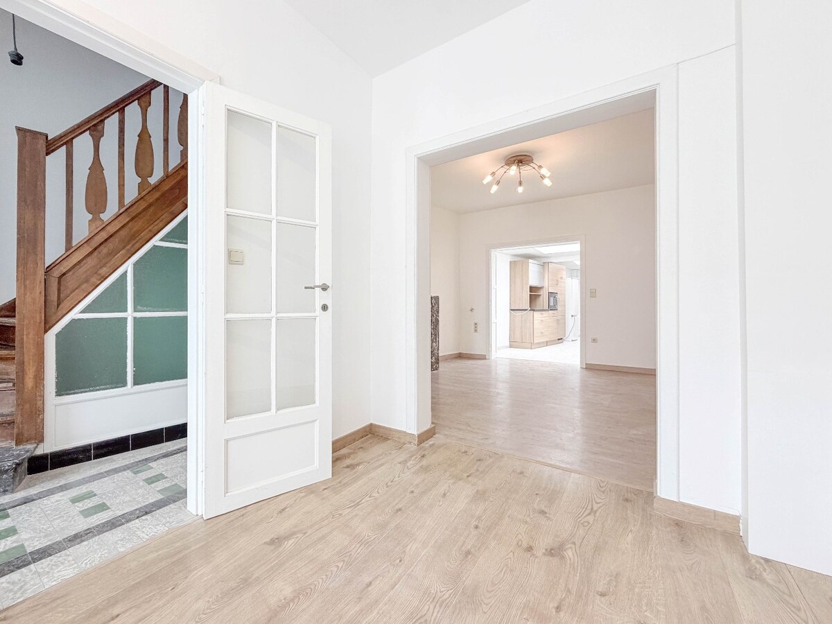 TOPPER te Kortrijk  met 4 slaapkamers en uitweg achteraan EPC B! 