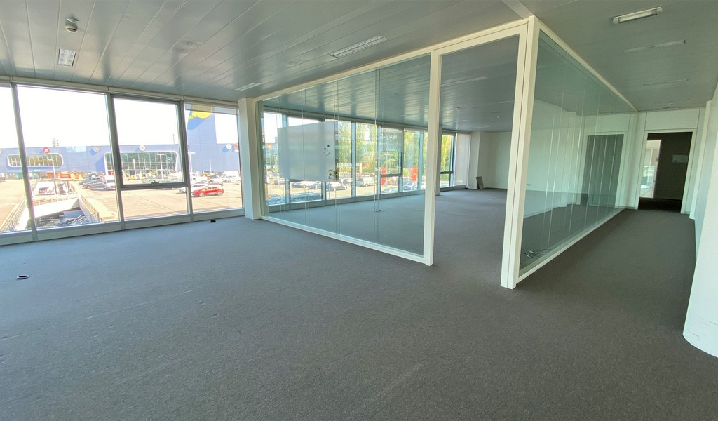 Kantoren te huur in Blue Towers vlakbij klaverblad in Gent